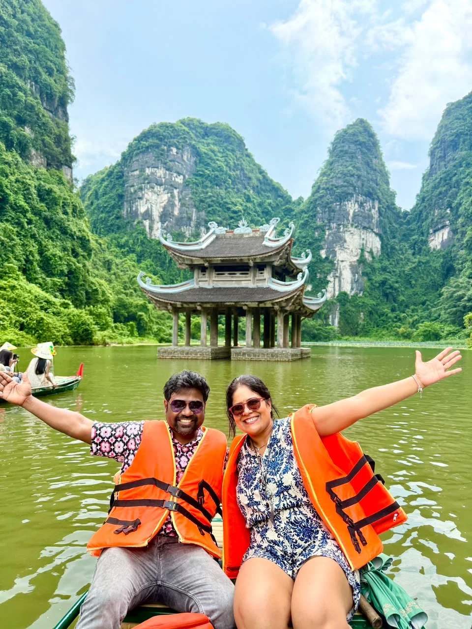 Ninh Binh (Hoa Lu - Trang An - Mua Caves)